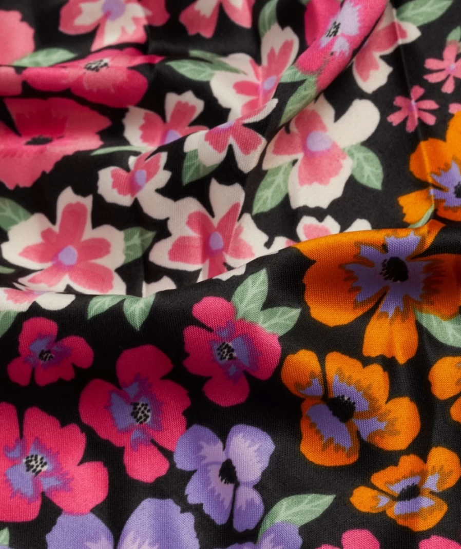 "Sportsgirl Women's Multi-Color Ditsy Garden Print Satin Scarf"