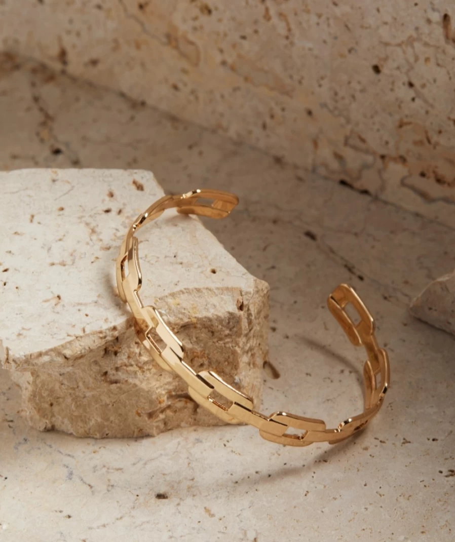 Sportsgirl Gold Plated Chain Bangle for Women - Elegant Fashion Jewelry