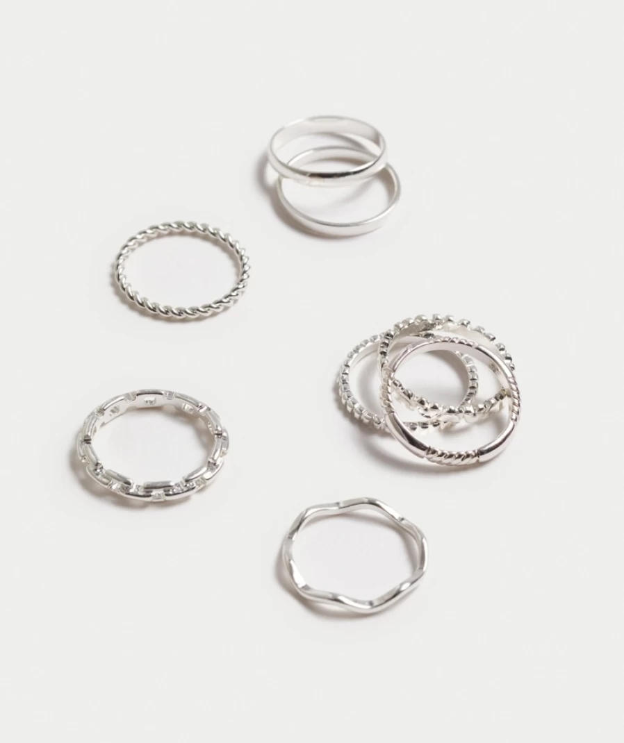 Sportsgirl Women's Silver Pendant Ring Pack - Elegant Jewelry Set