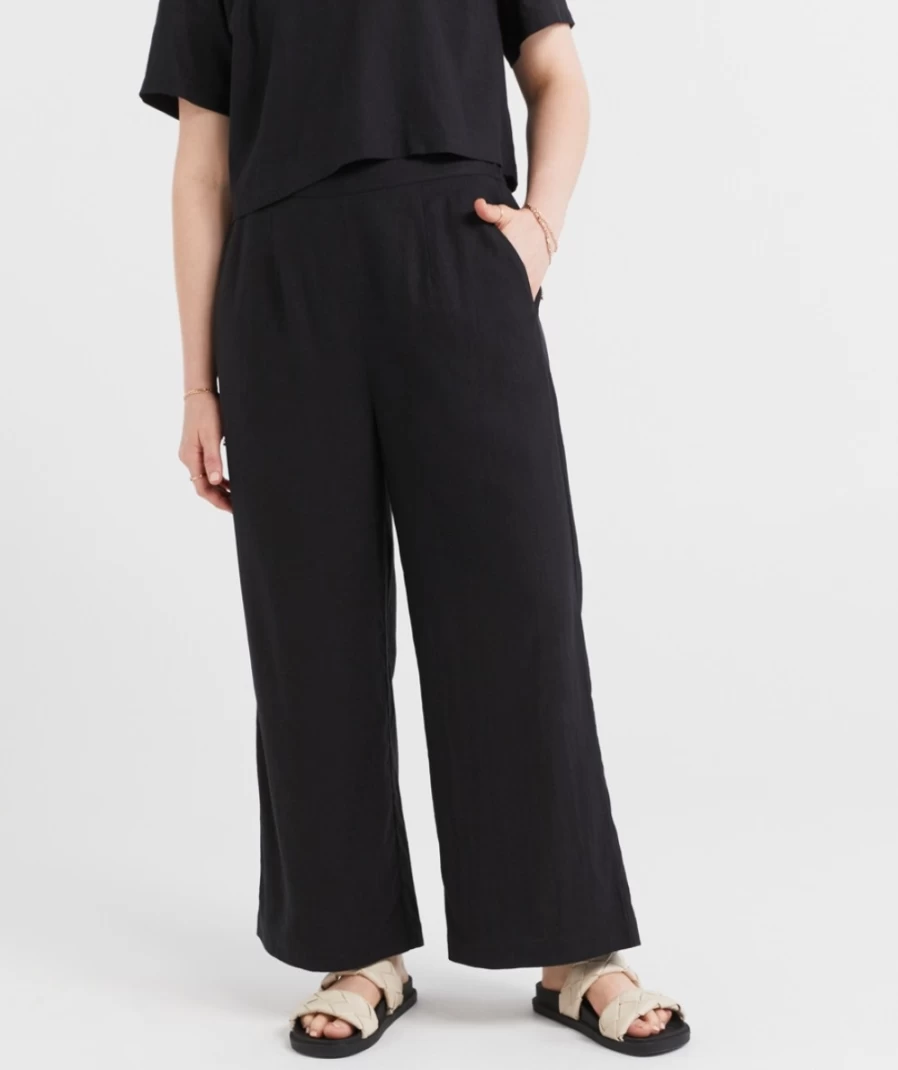 "Sportsgirl Women's European Linen Blend Culotte Pants"