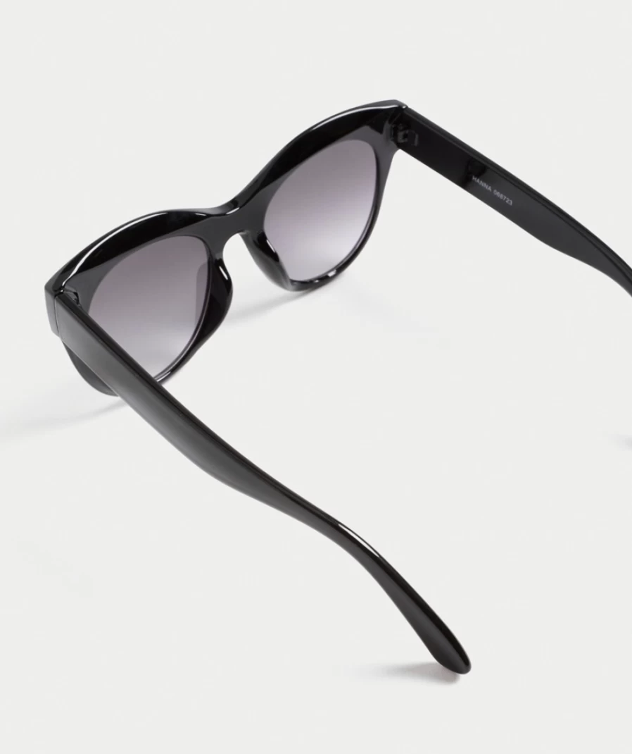 Sportsgirl Women's Hudson Black Sunglasses