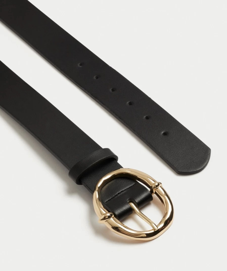 Sportsgirl Women's Black Kelly Beaten Belt - Stylish Leather Waist Accessory